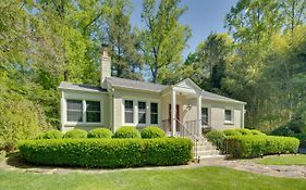Le Canard Cottage With Porch 10 Mi To Asheville!